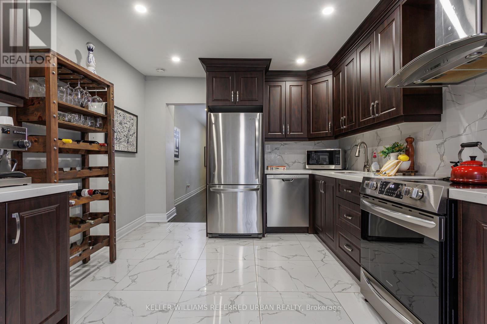 647 Rhodes Avenue, Toronto, Ontario  M4J 4X5 - Photo 10 - E12700480