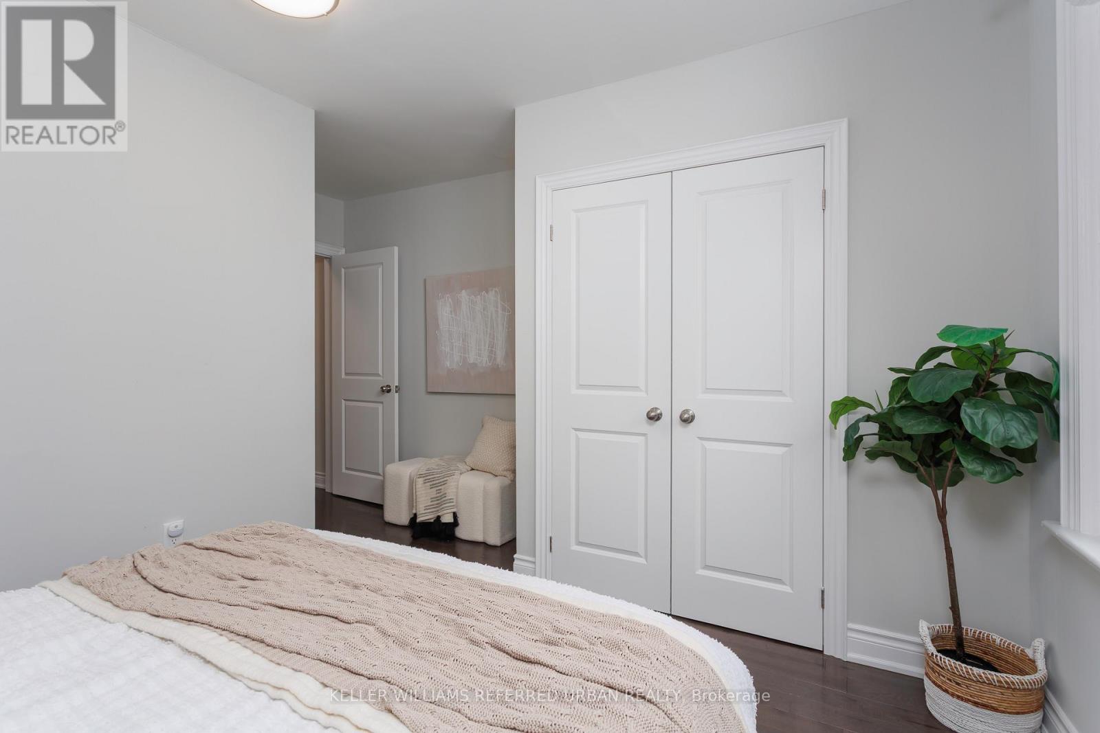 647 Rhodes Avenue, Toronto, Ontario  M4J 4X5 - Photo 25 - E12700480