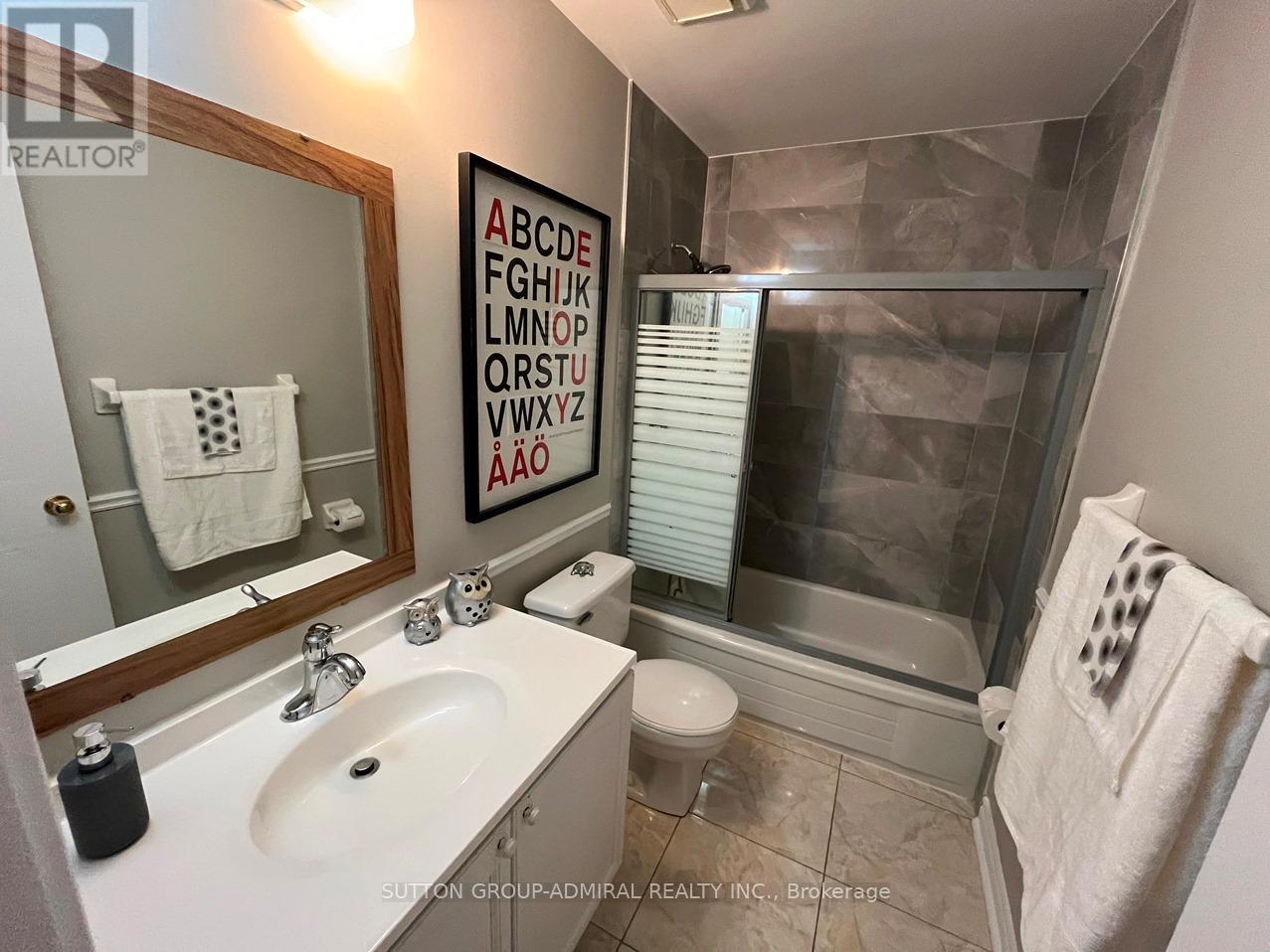 71 Covent Crescent, Aurora, Ontario  L4G 6R1 - Photo 22 - N12700482