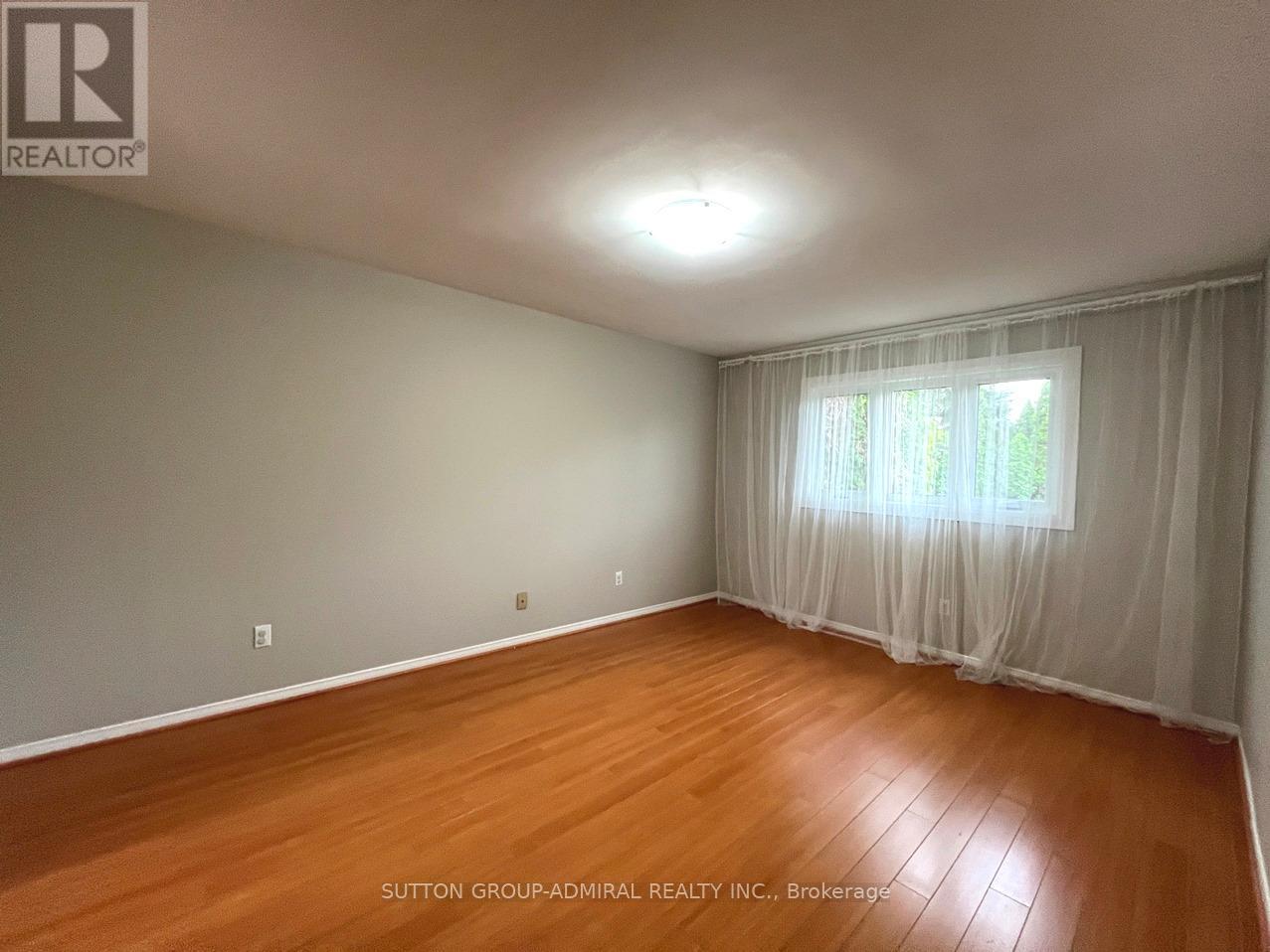 71 Covent Crescent, Aurora, Ontario  L4G 6R1 - Photo 25 - N12700482