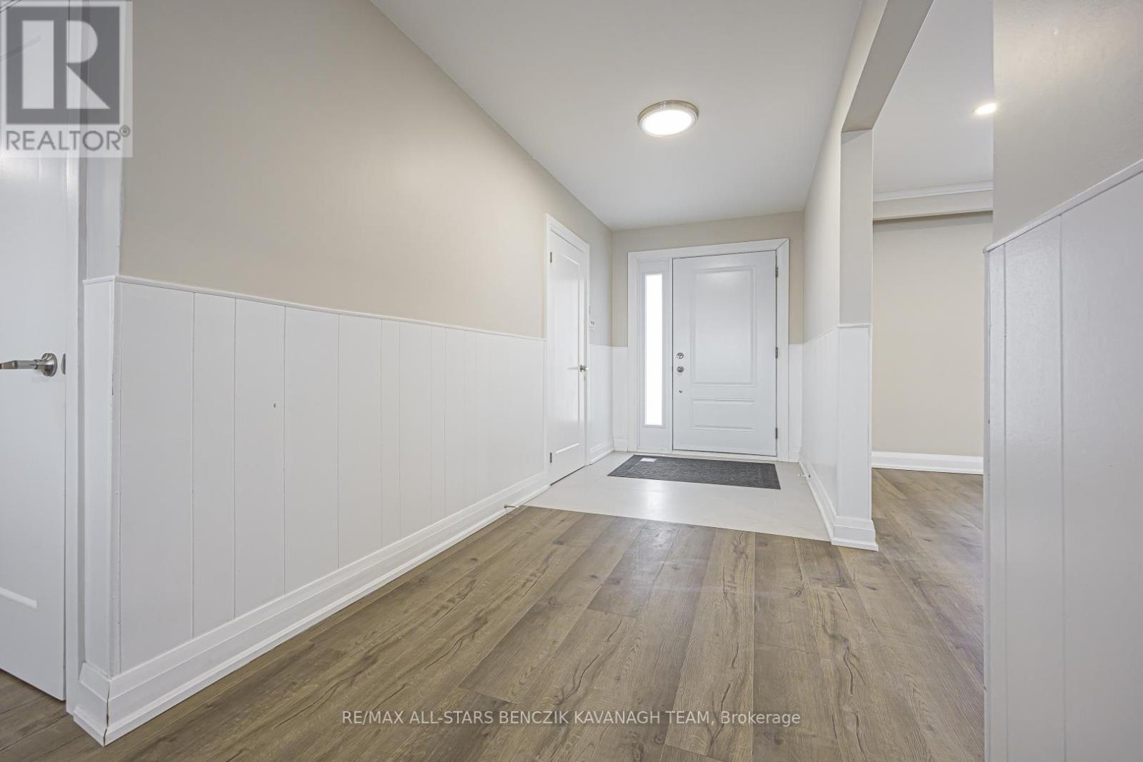 11369 Warden Avenue, Markham, Ontario  L6C 1M9 - Photo 3 - N12700490