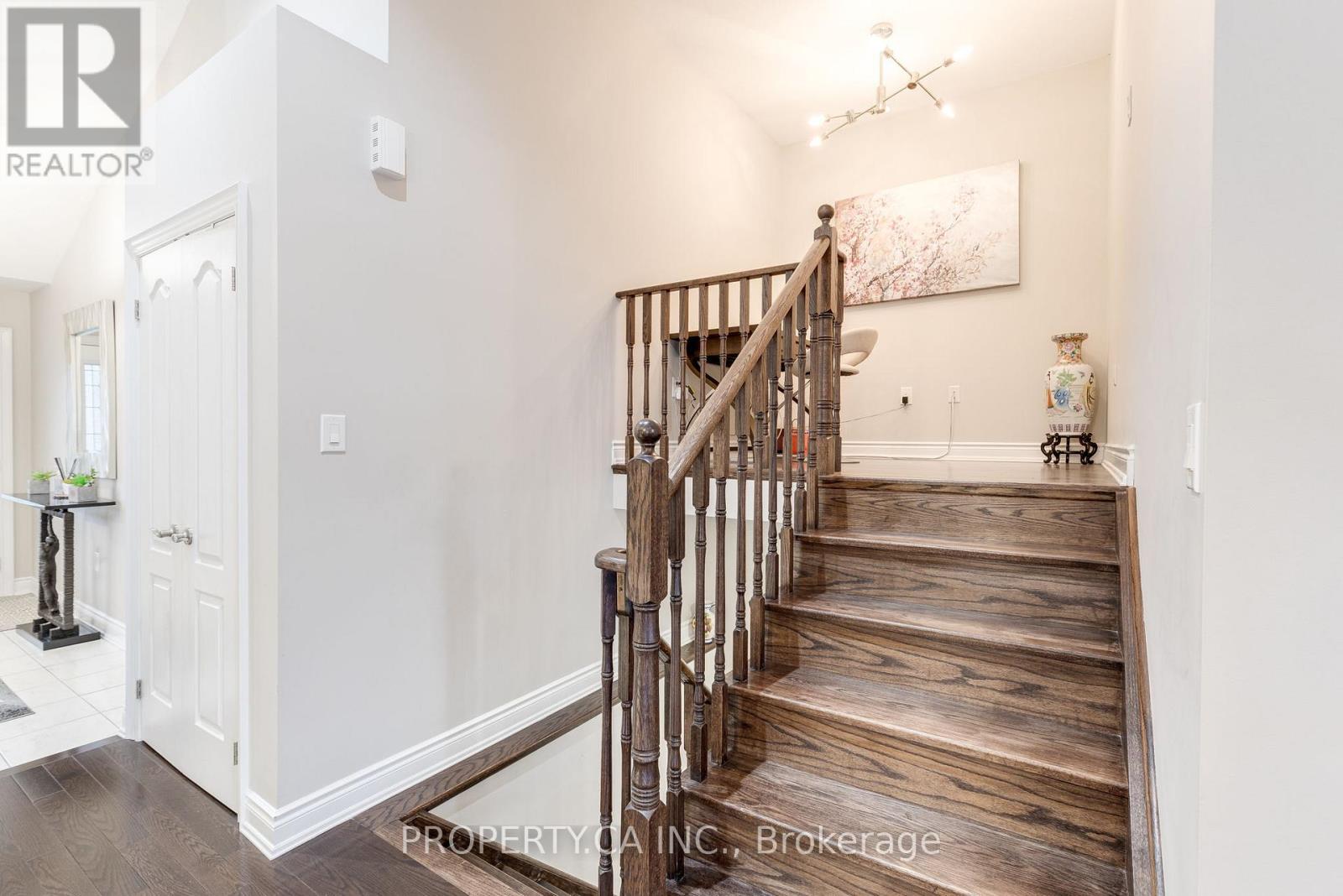 204 Ridge Way, New Tecumseth (Alliston), Ontario  L9R 0K5 - Photo 17 - N12700538