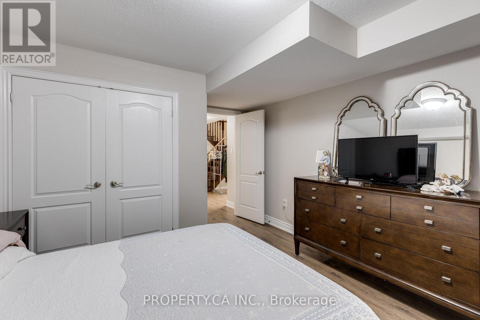 204 Ridge Way, New Tecumseth (Alliston), Ontario  L9R 0K5 - Photo 24 - N12700538