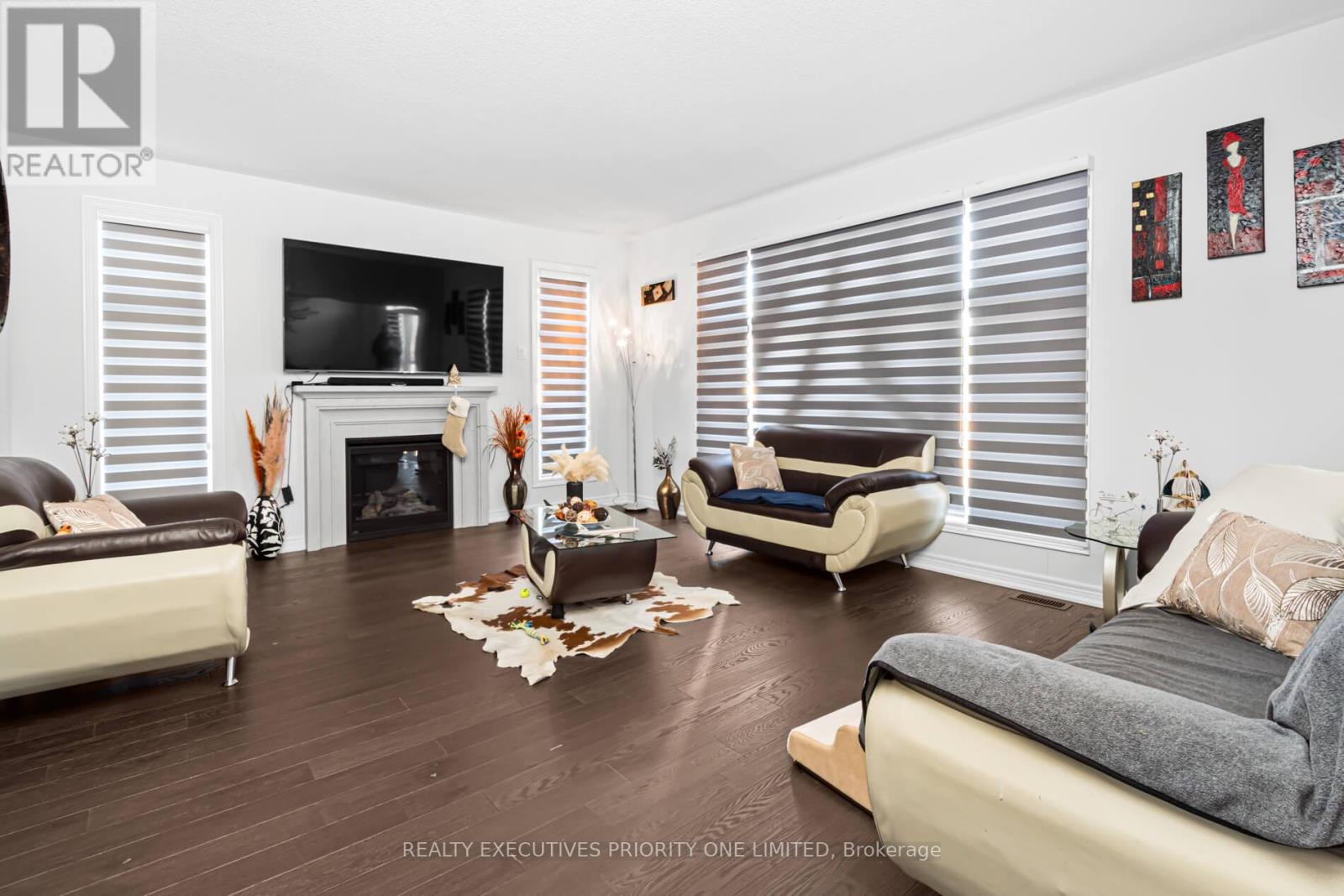 30 Sam Battaglia Crescent, Georgina, Ontario  L0E 1R0 - Photo 4 - N12700566