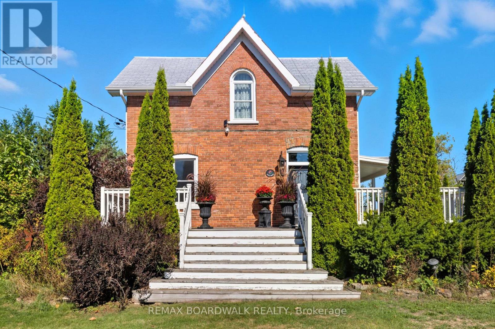 35 County Road #1 Road, Elizabethtown-Kitley, Ontario  K0E 1Y0 - Photo 11 - X12444024