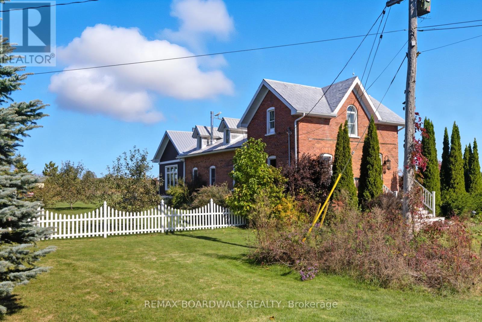 35 County Road #1 Road, Elizabethtown-Kitley, Ontario  K0E 1Y0 - Photo 10 - X12444024