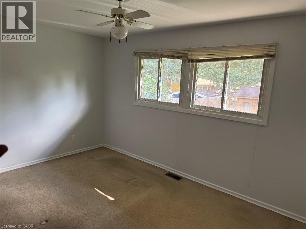 23 Elkington Drive, Kitchener, Ontario N2B 1S1 - Photo 8 - 40798403