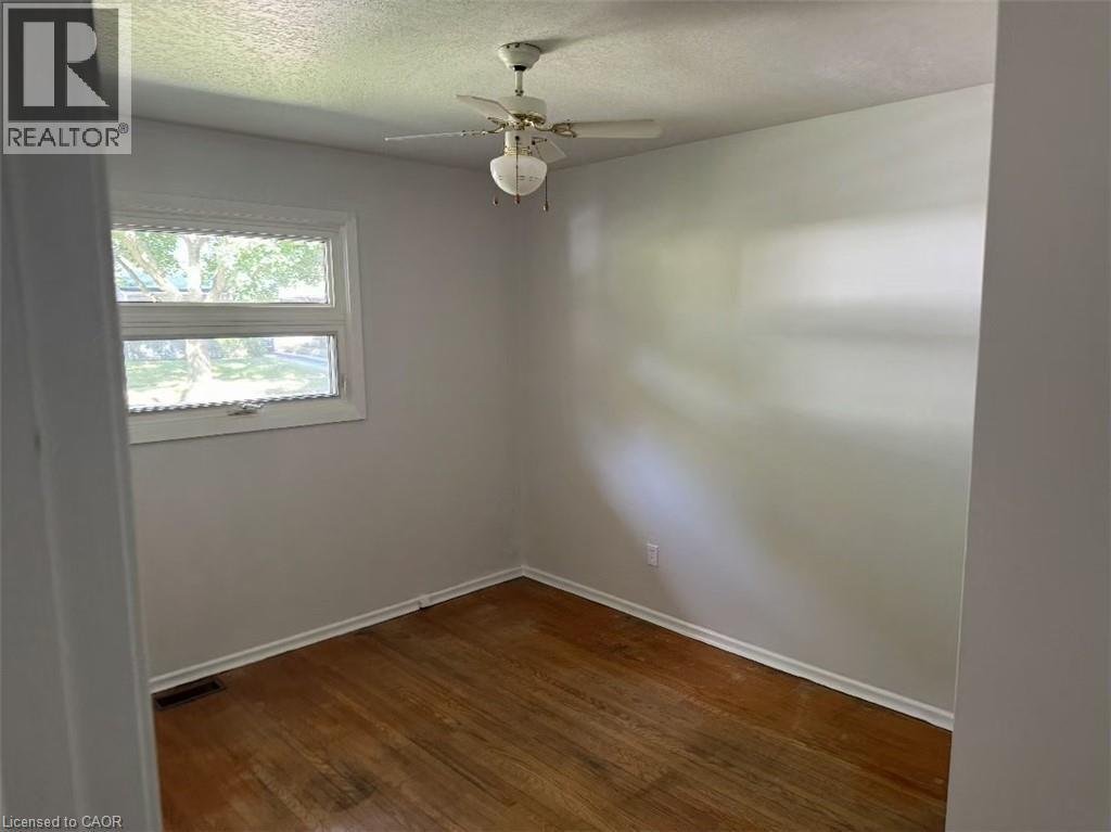 23 Elkington Drive, Kitchener, Ontario N2B 1S1 - Photo 9 - 40798403