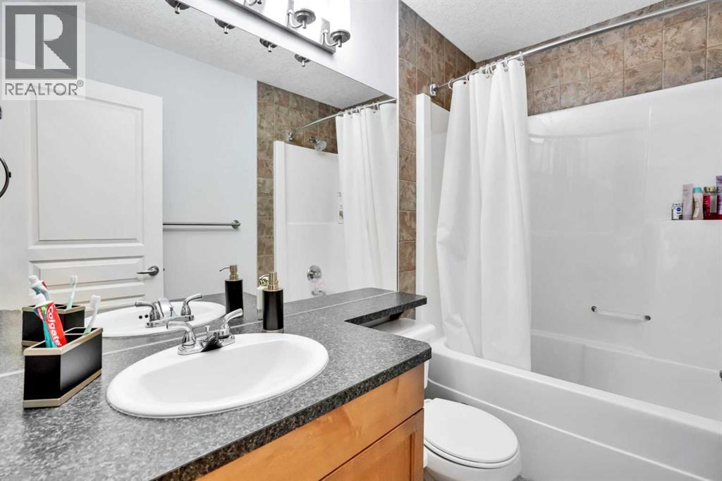 1728 Luxstone Drive Sw, Airdrie, Alberta  T4B 0H4 - Photo 23 - A2276691