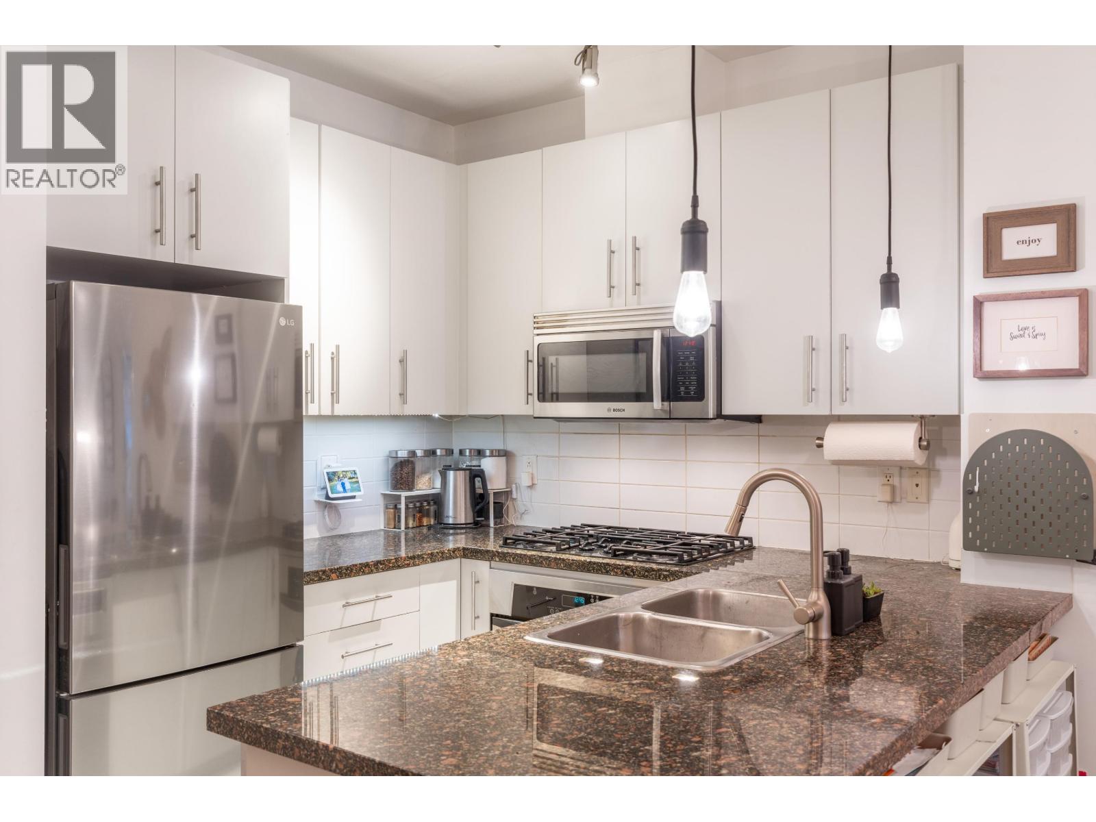 315 3551 Foster Avenue, Vancouver, British Columbia  V5R 0A1 - Photo 7 - R3079671