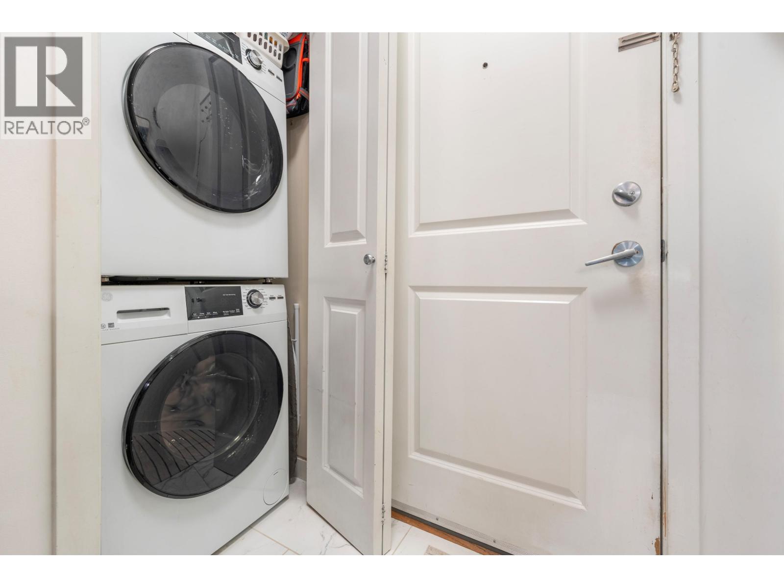 315 3551 Foster Avenue, Vancouver, British Columbia  V5R 0A1 - Photo 18 - R3079671