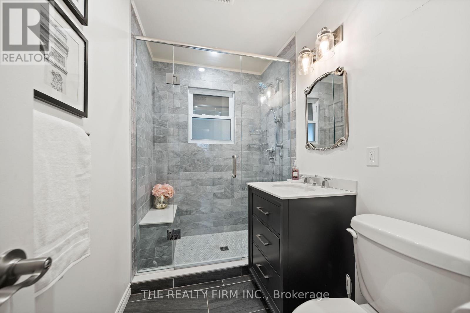 5 Montcalm Street N, St. Thomas, Ontario  N5P 2C1 - Photo 21 - X12700600