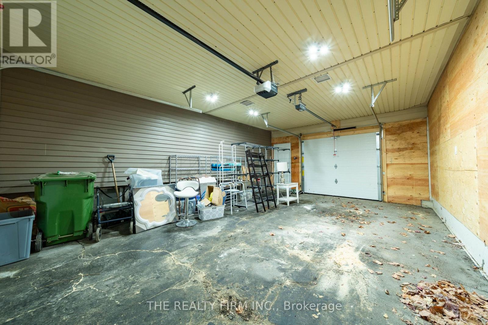 5 Montcalm Street N, St. Thomas, Ontario  N5P 2C1 - Photo 34 - X12700600