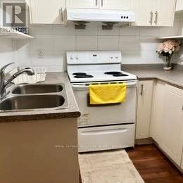 87 South Kingsway, Toronto, Ontario  M6S 3T4 - Photo 8 - W12700524