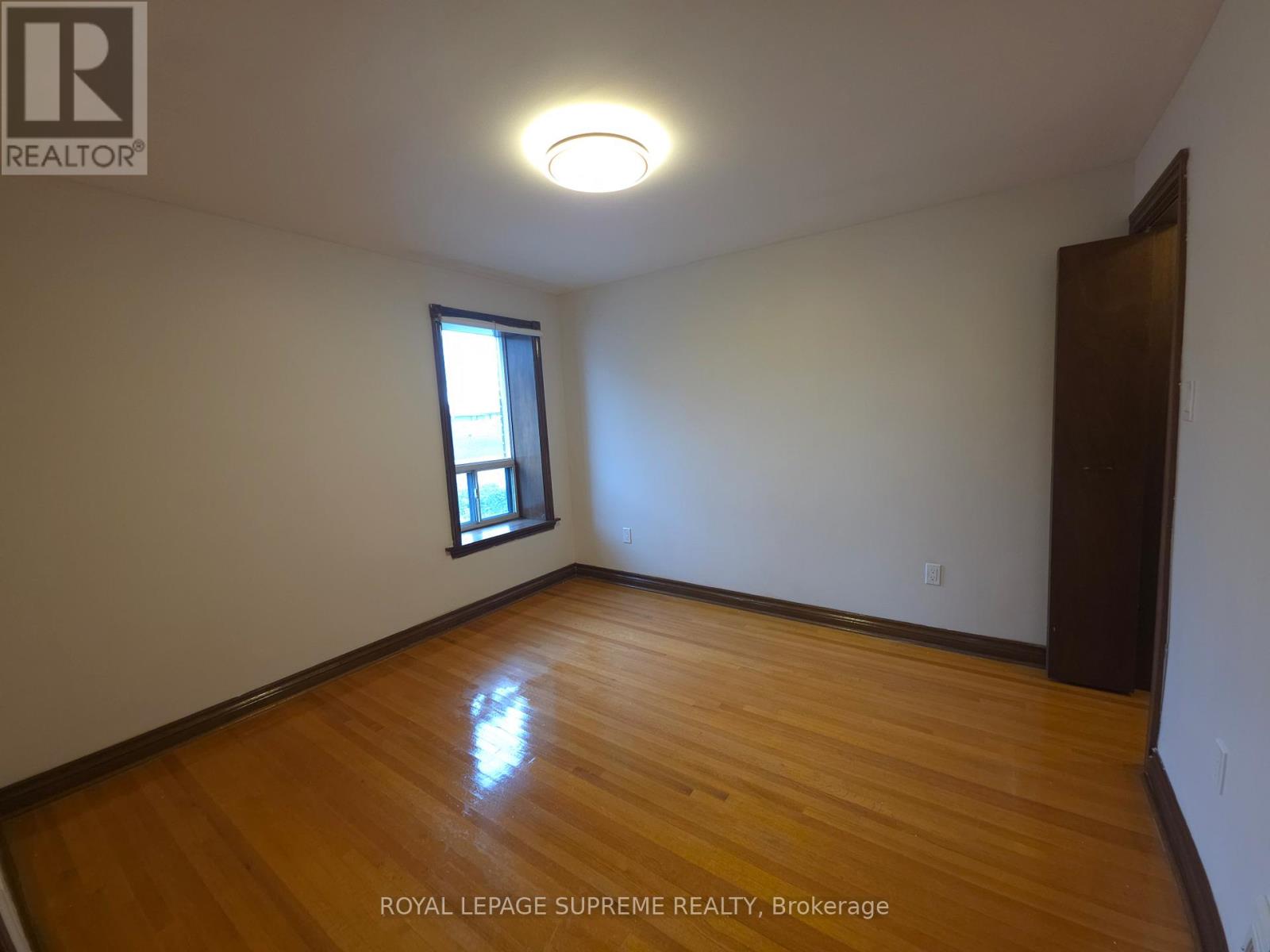 58 Harding Avenue, Toronto, Ontario  M6M 3A5 - Photo 15 - W12700532