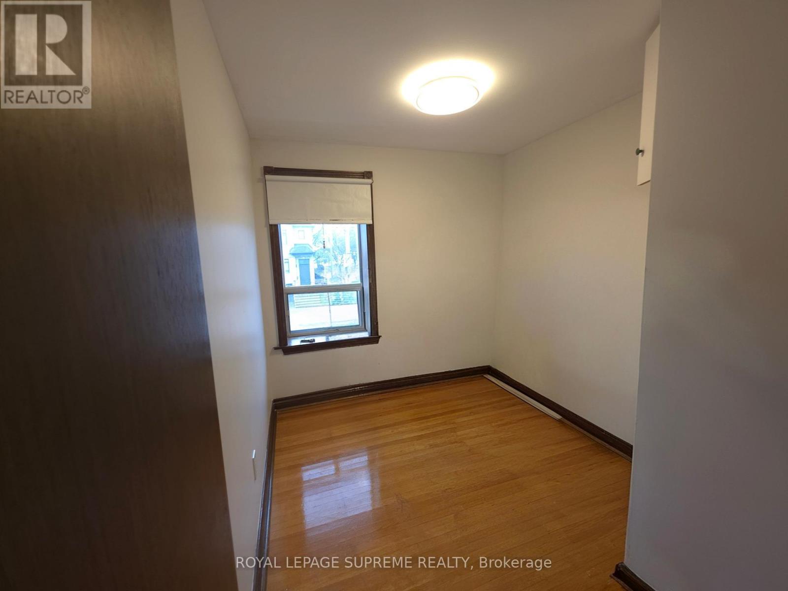 58 Harding Avenue, Toronto, Ontario  M6M 3A5 - Photo 21 - W12700532