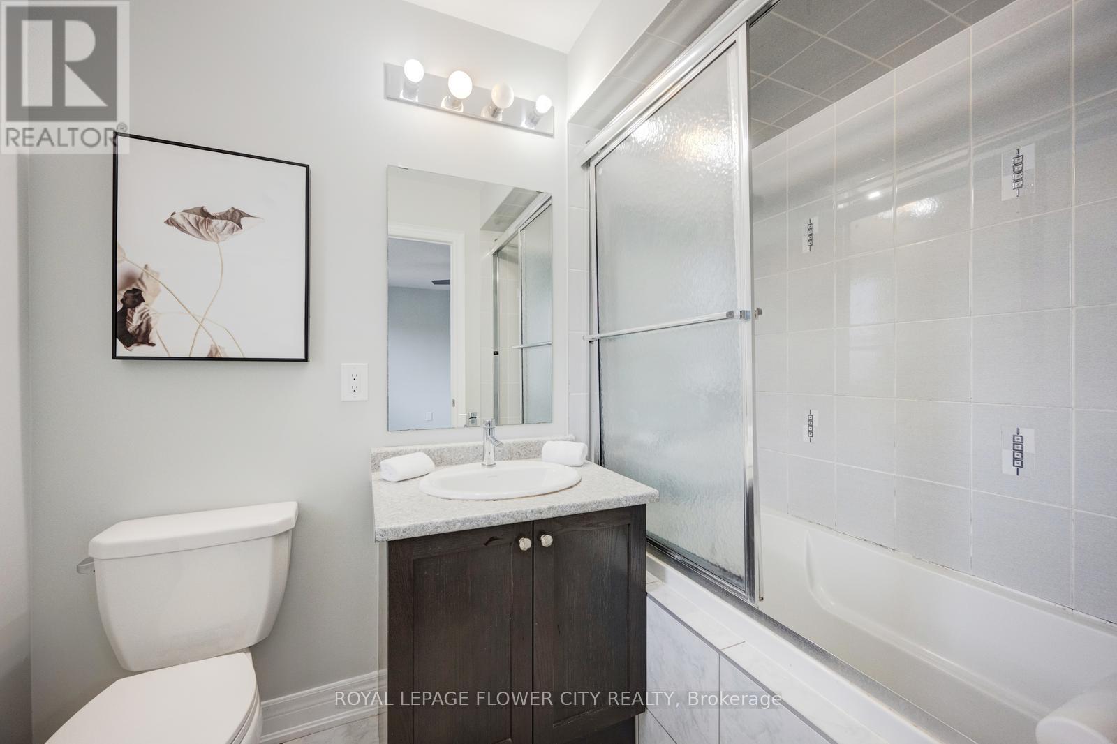 6 Villadowns Trail, Brampton, Ontario  L6R 3V5 - Photo 45 - W12700554