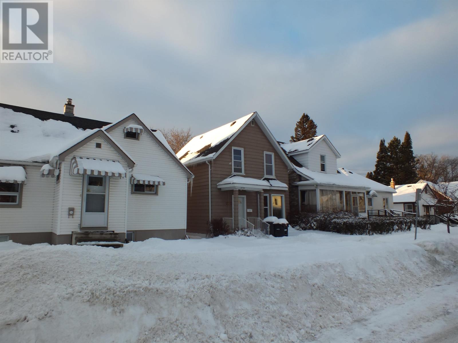 225 Balmoral St, Thunder Bay, Ontario  P7C 4J7 - Photo 25 - TB2600059