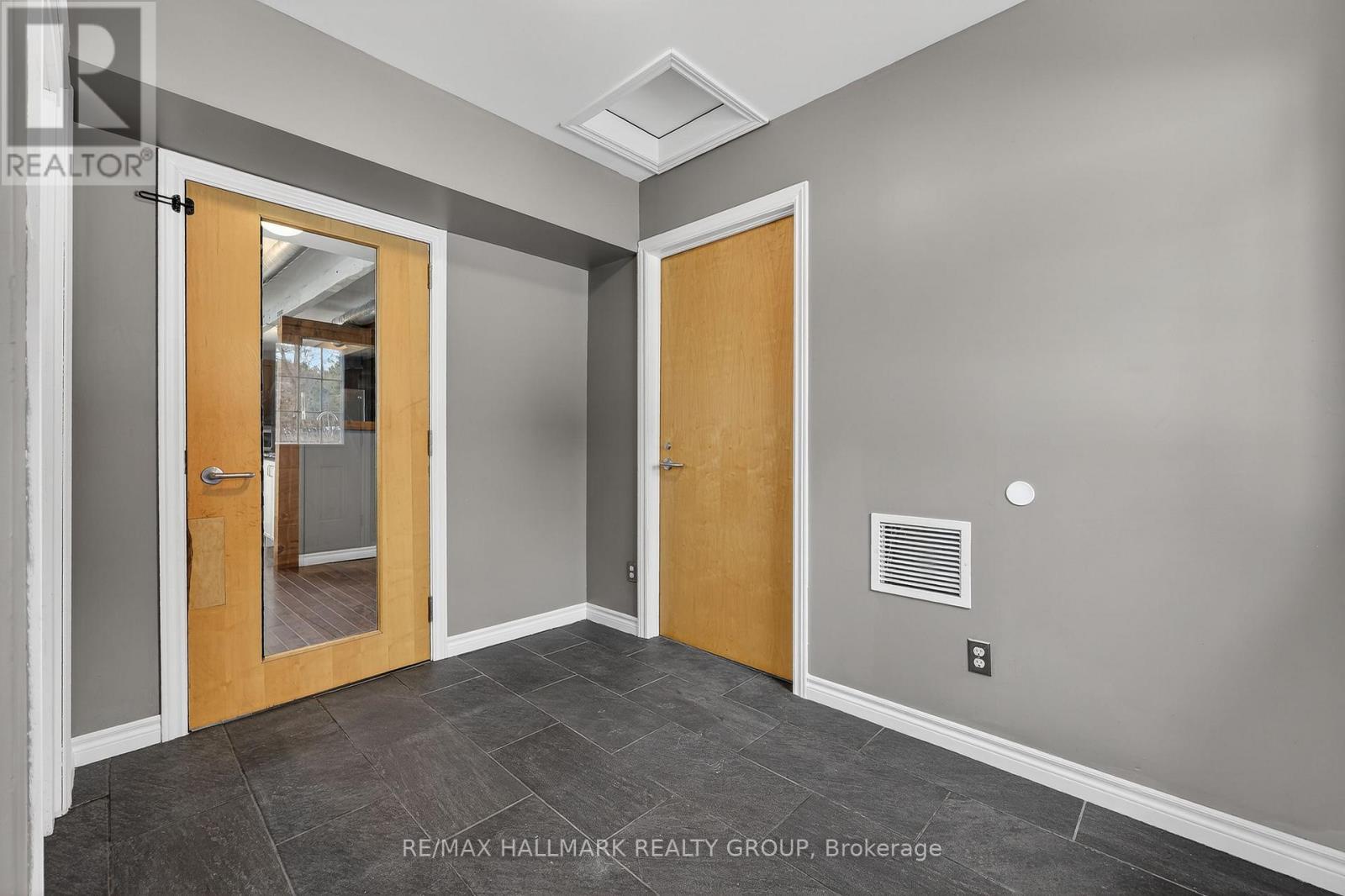 633 Russell Road, Clarence-Rockland, Ontario  K0A 2A0 - Photo 6 - X12700584