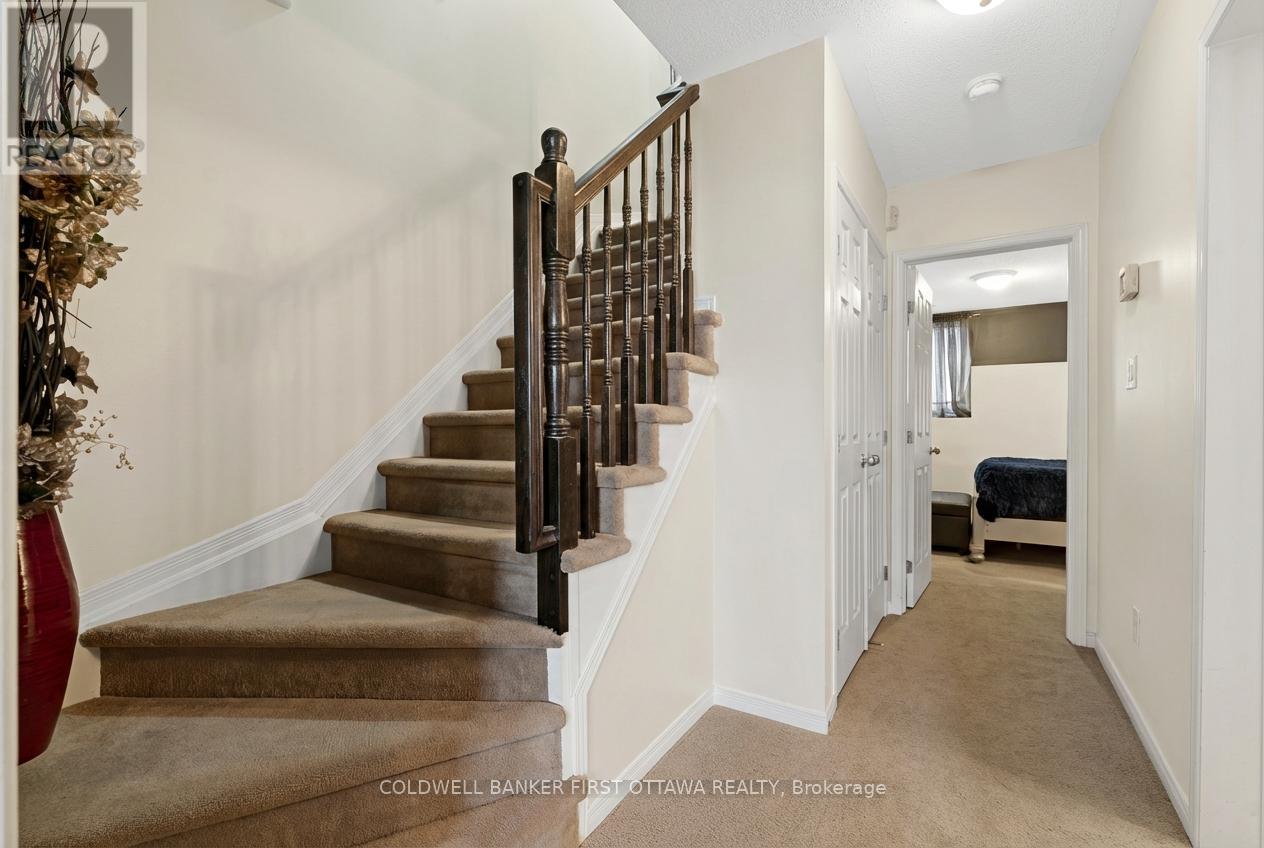 150 Urbancrest Private, Ottawa, Ontario  T1P 1L9 - Photo 16 - X12700662