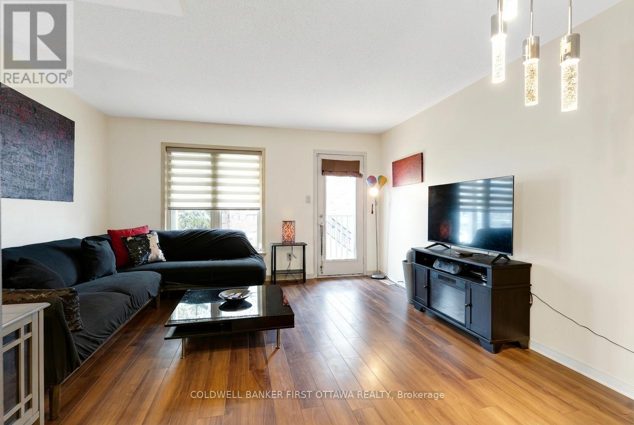 150 Urbancrest Private, Ottawa, Ontario  T1P 1L9 - Photo 7 - X12700662