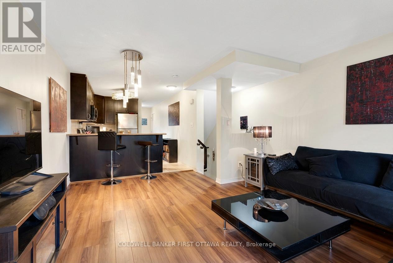 150 Urbancrest Private, Ottawa, Ontario  T1P 1L9 - Photo 8 - X12700662