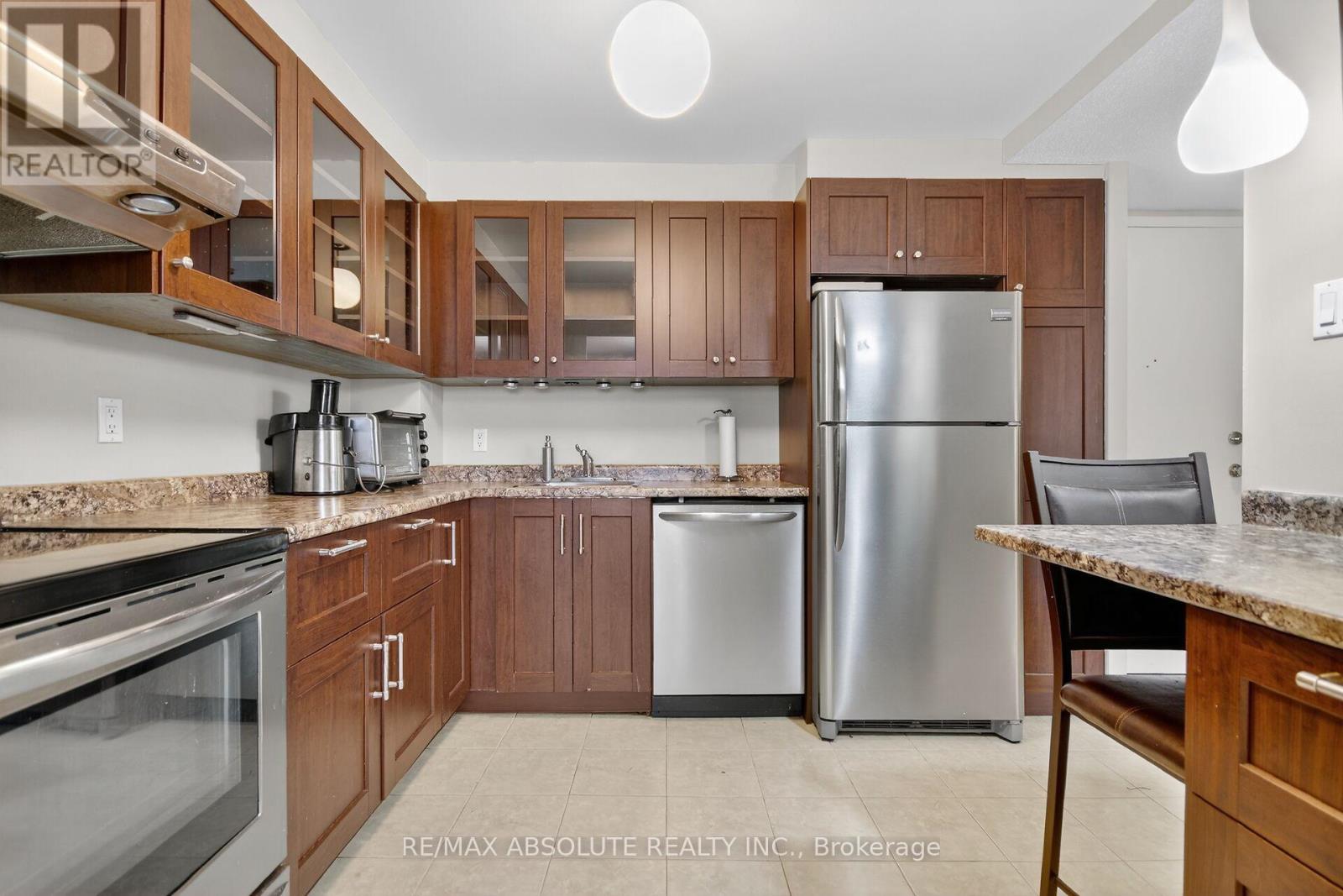 806 - 960 Teron Road, Ottawa, Ontario  K2K 2B6 - Photo 18 - X12700726