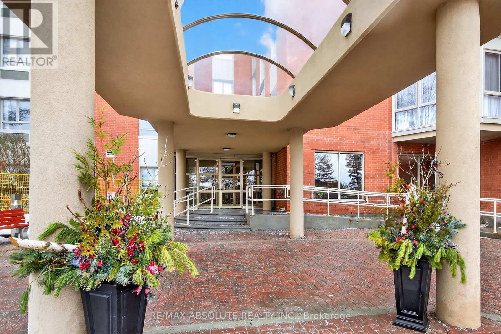 806 - 960 Teron Road, Ottawa, Ontario  K2K 2B6 - Photo 3 - X12700726