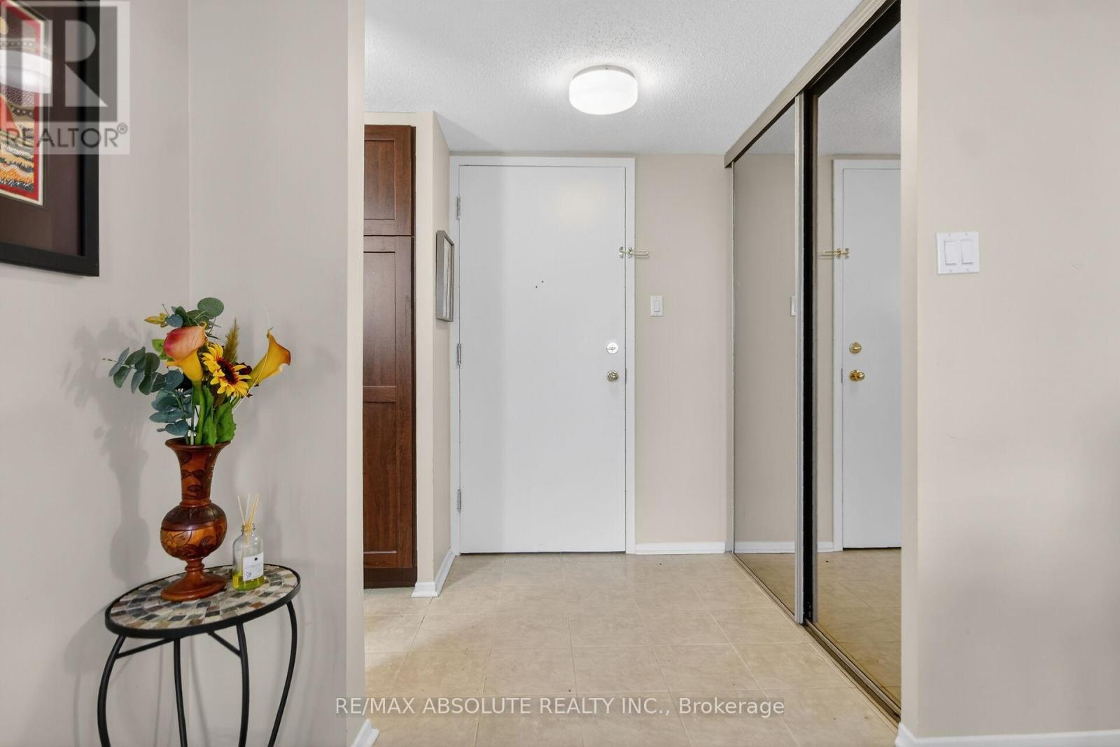 806 - 960 Teron Road, Ottawa, Ontario  K2K 2B6 - Photo 5 - X12700726