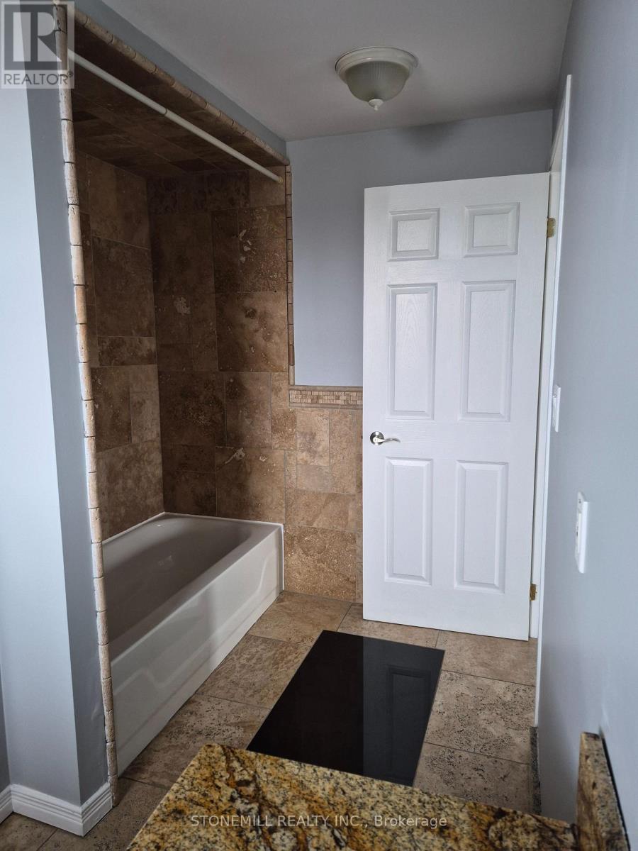 2 - 148 Ottawa Street N, Hamilton, Ontario  L8H 3Z3 - Photo 18 - X12700534