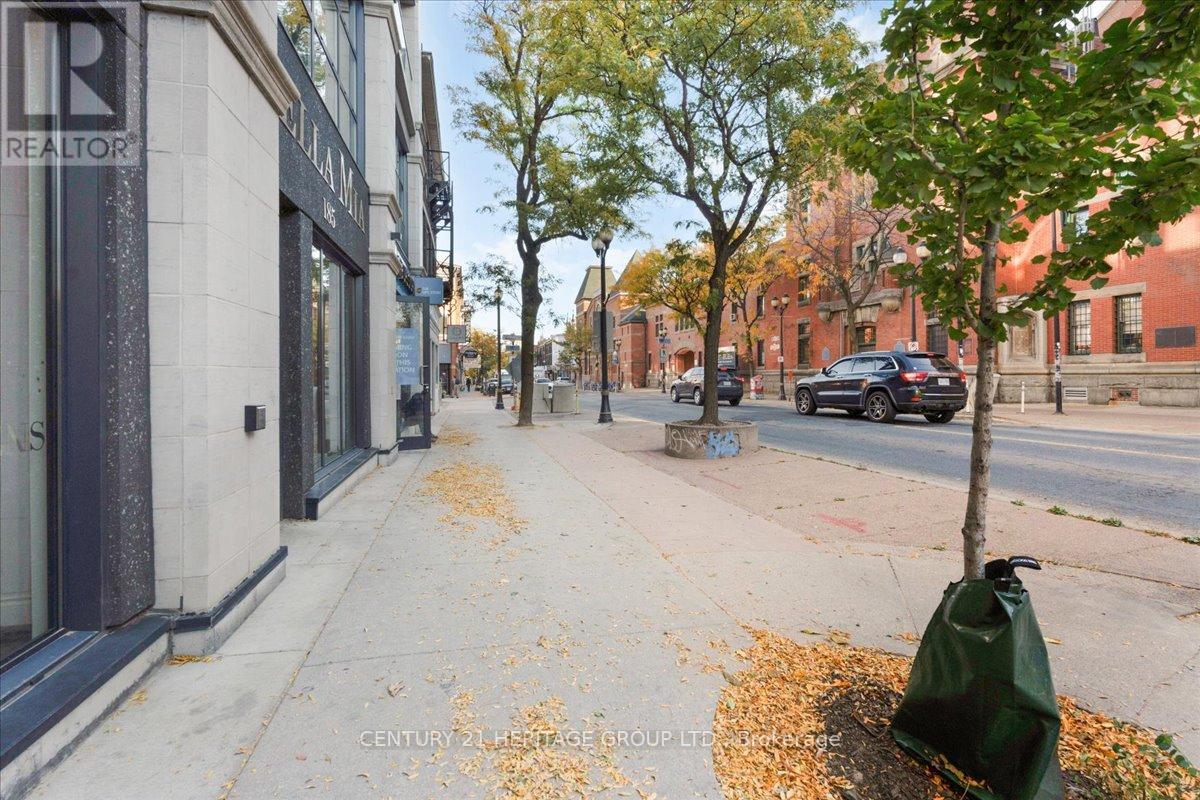 3 - 185 James Street N, Hamilton, Ontario  L8R 2K9 - Photo 12 - X12700558