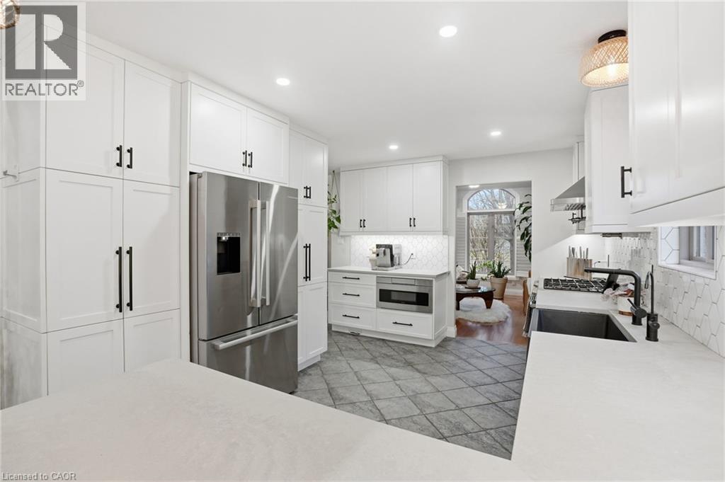 17 Krieghoff Drive, Hamilton, Ontario  L9B 2L4 - Photo 24 - 40798923