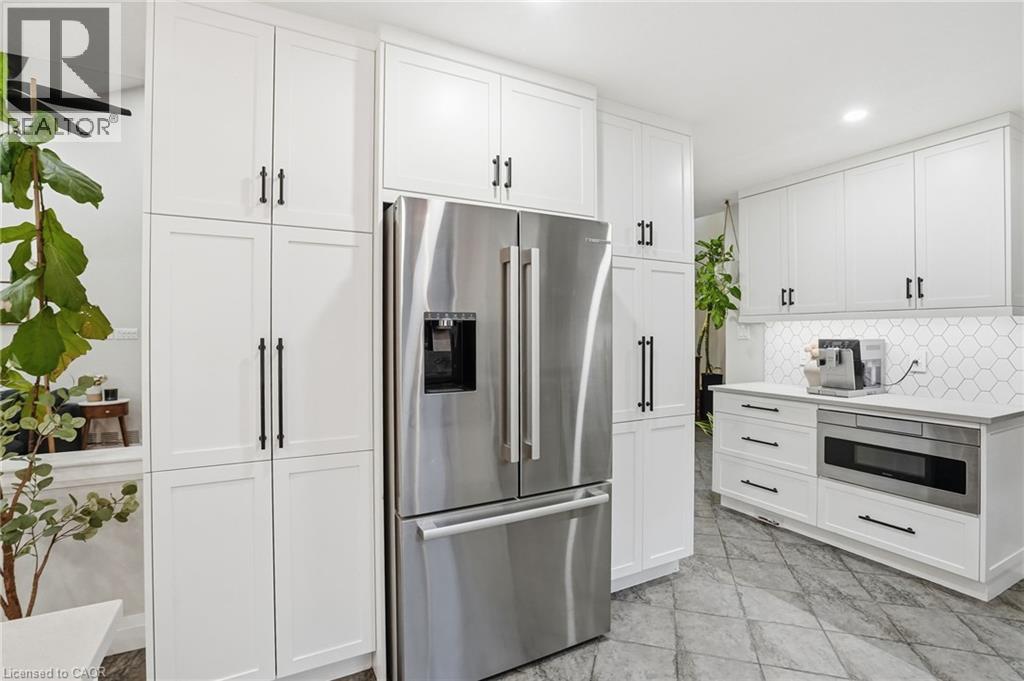 17 Krieghoff Drive, Hamilton, Ontario  L9B 2L4 - Photo 28 - 40798923