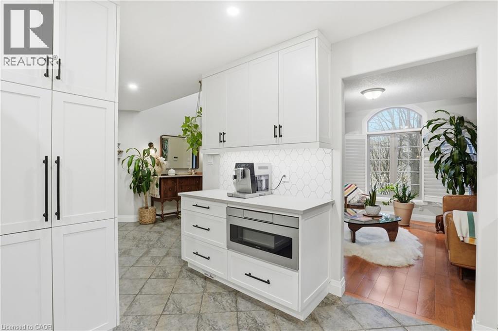 17 Krieghoff Drive, Hamilton, Ontario  L9B 2L4 - Photo 29 - 40798923