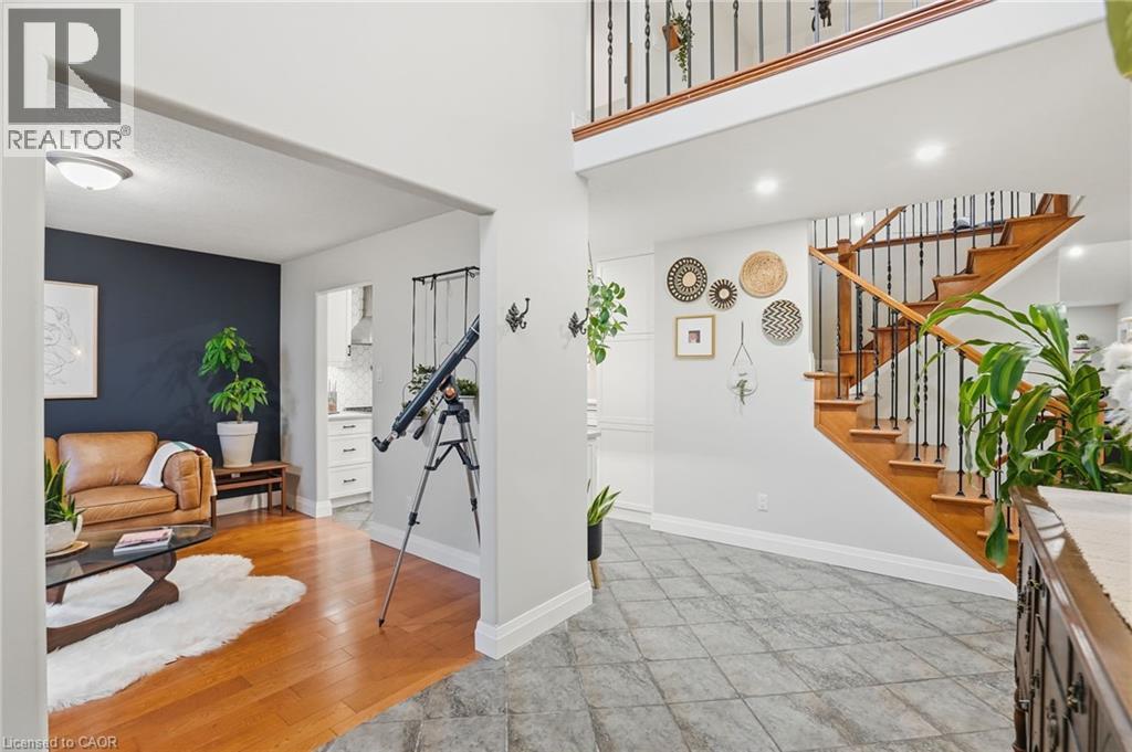 17 Krieghoff Drive, Hamilton, Ontario  L9B 2L4 - Photo 6 - 40798923