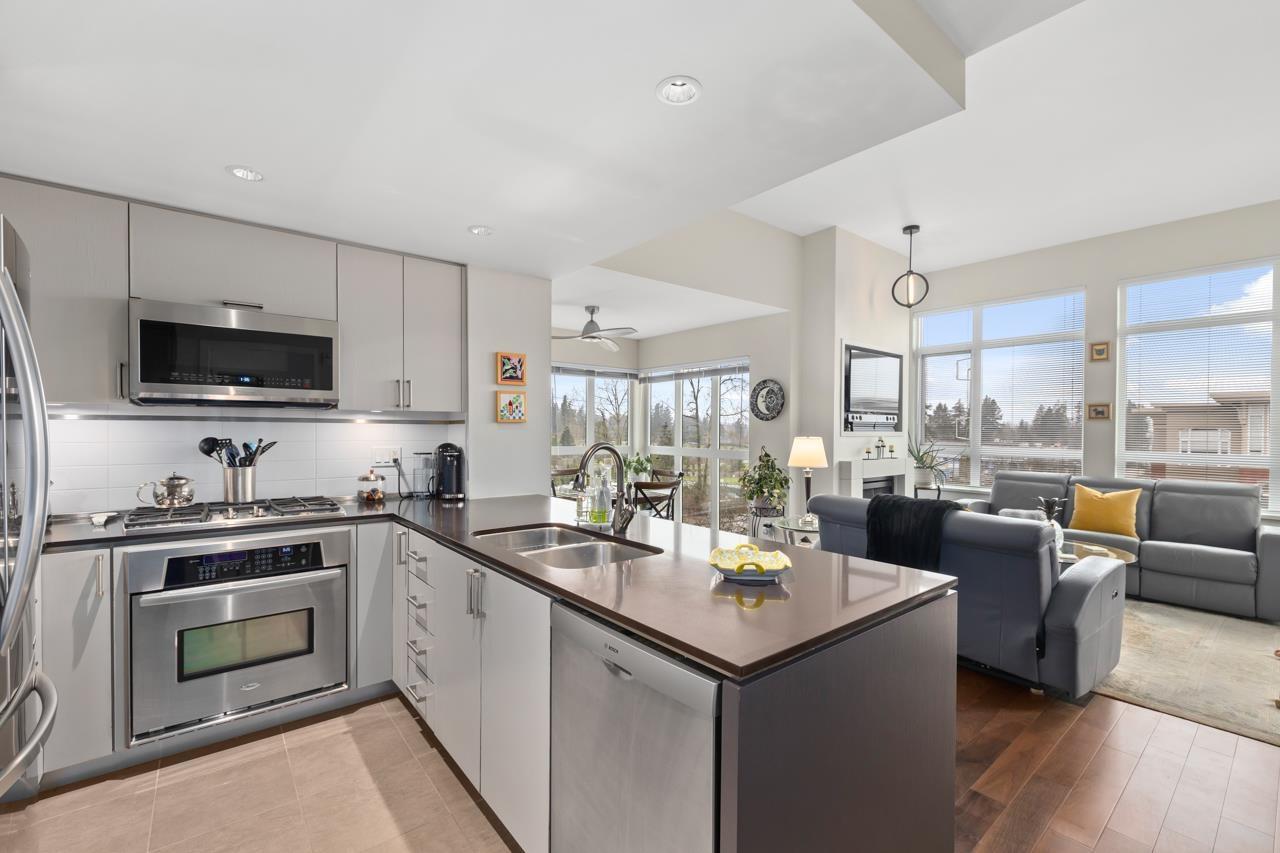 411 2940 King George Boulevard, Surrey, British Columbia  V4P 0E4 - Photo 13 - R3079988