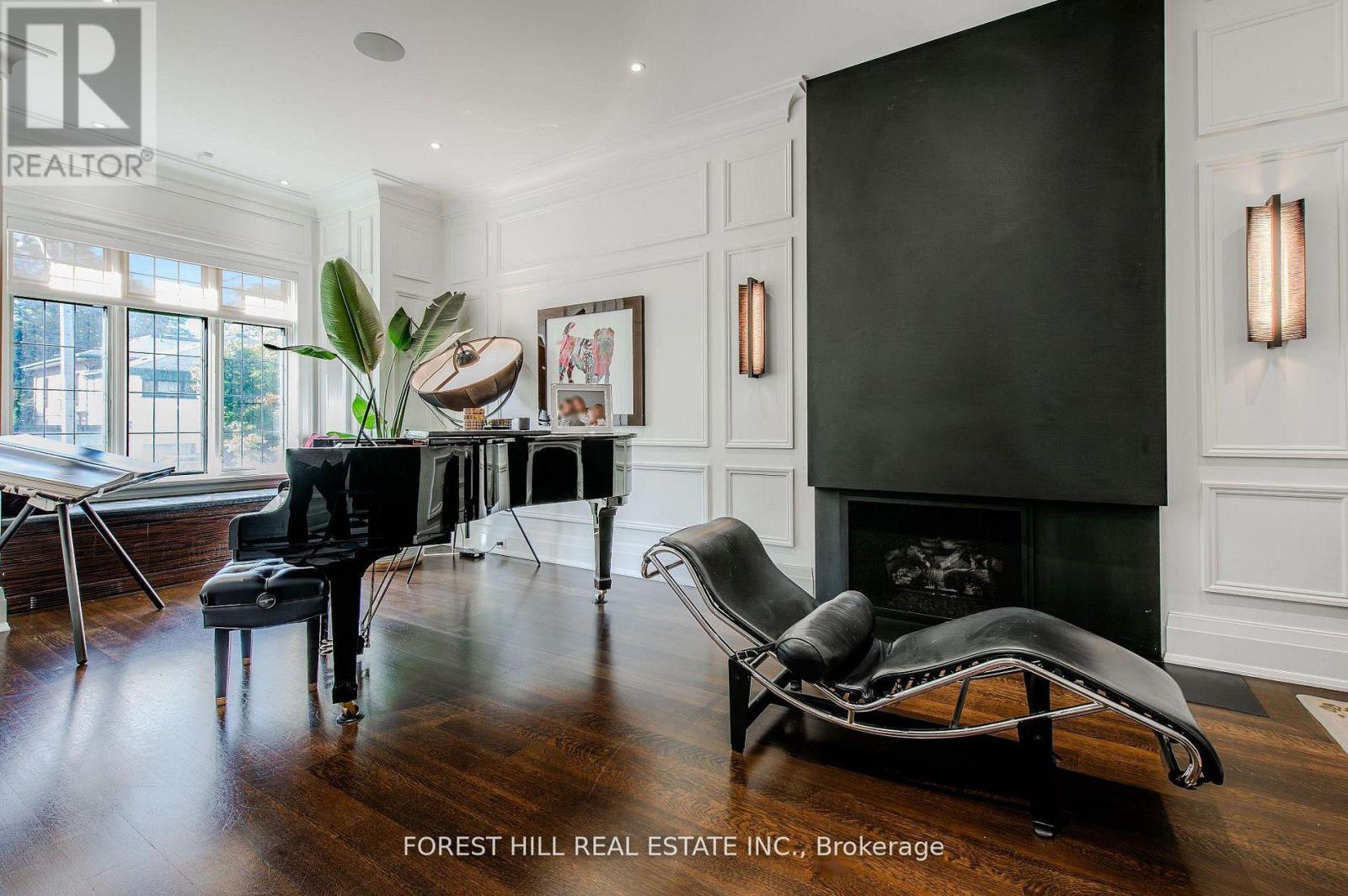 176 BALMORAL AVENUE Toronto (Casa Loma), ON M4V 1J6