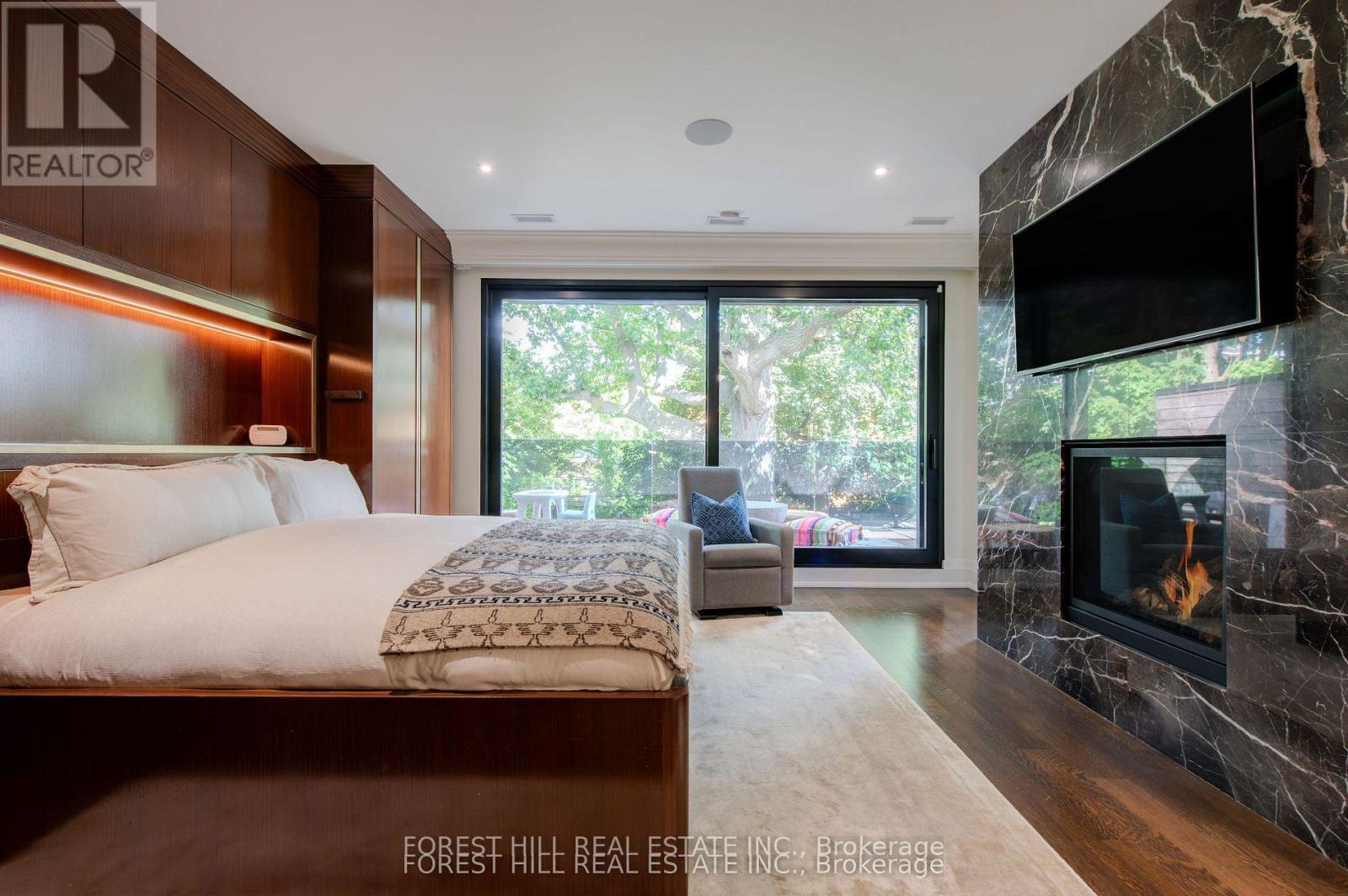 176 BALMORAL AVENUE Toronto (Casa Loma), ON M4V 1J6