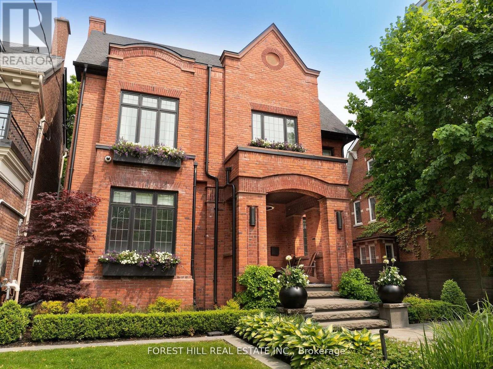 176 BALMORAL AVENUE Toronto (Casa Loma), ON M4V 1J6