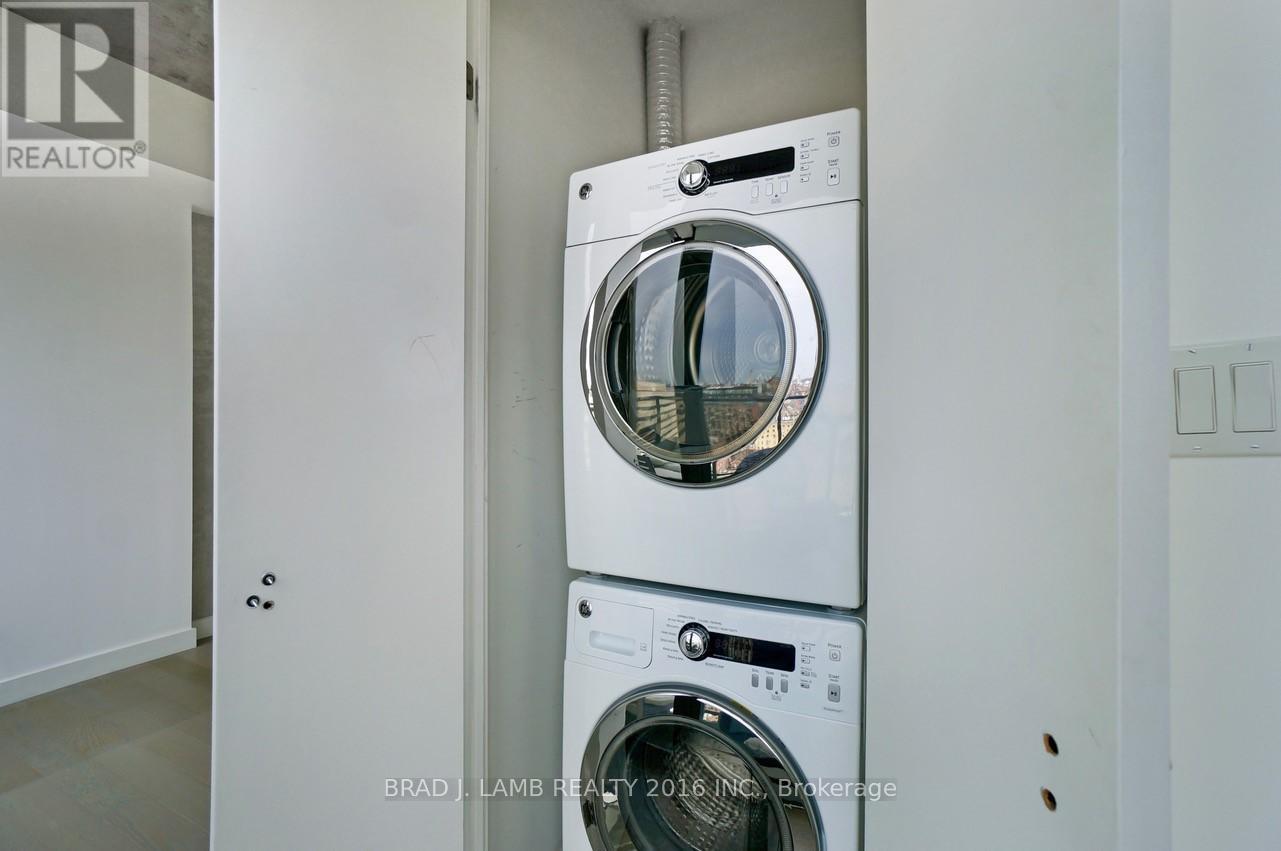 1609 - 111 Bathurst Street, Toronto, Ontario  M5V 1N6 - Photo 26 - C12700614