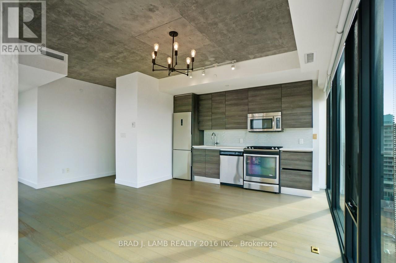 1609 - 111 Bathurst Street, Toronto, Ontario  M5V 1N6 - Photo 7 - C12700614