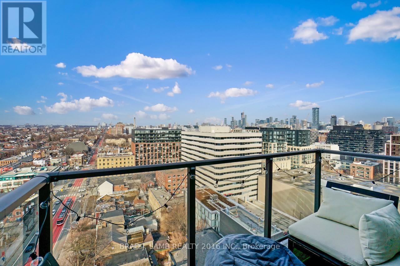 1609 - 111 Bathurst Street, Toronto, Ontario  M5V 1N6 - Photo 19 - C12700624