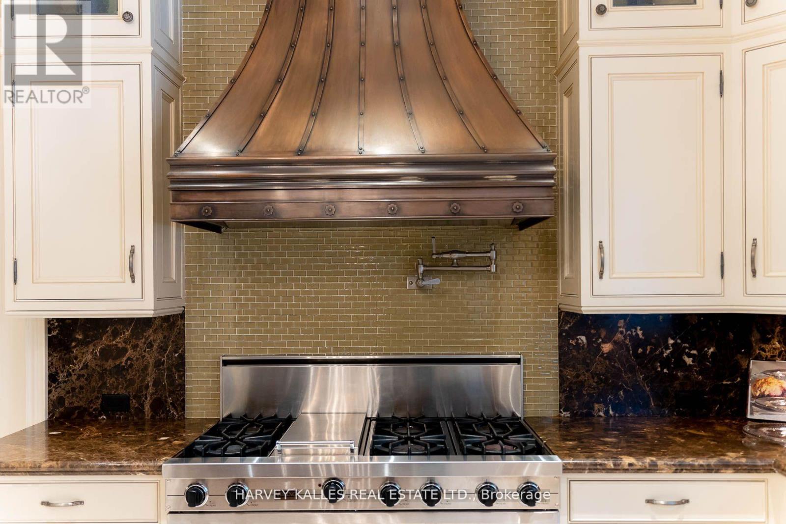 48 Wimpole Drive, Toronto, Ontario  M2L 2L3 - Photo 35 - C12700656