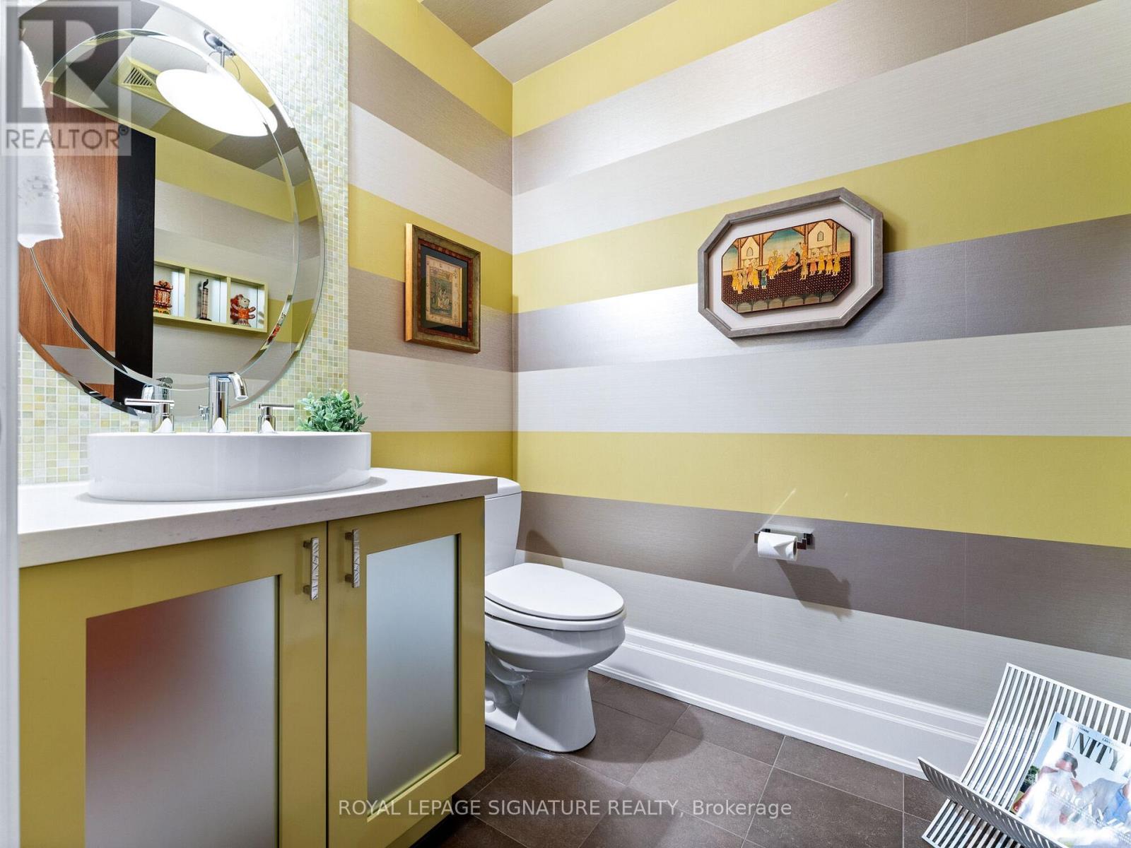 603 - 155 St. Clair Avenue W, Toronto, Ontario  M4V 0A1 - Photo 28 - C12700678