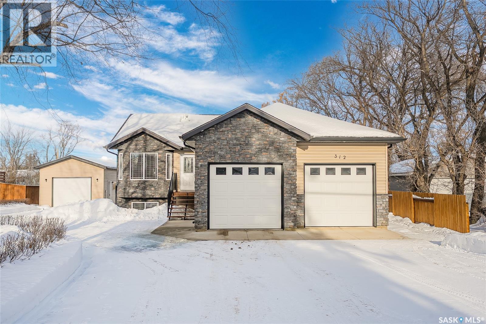 312 2nd Avenue S, Hepburn, Saskatchewan  S0K 1Z0 - Photo 2 - SK026905