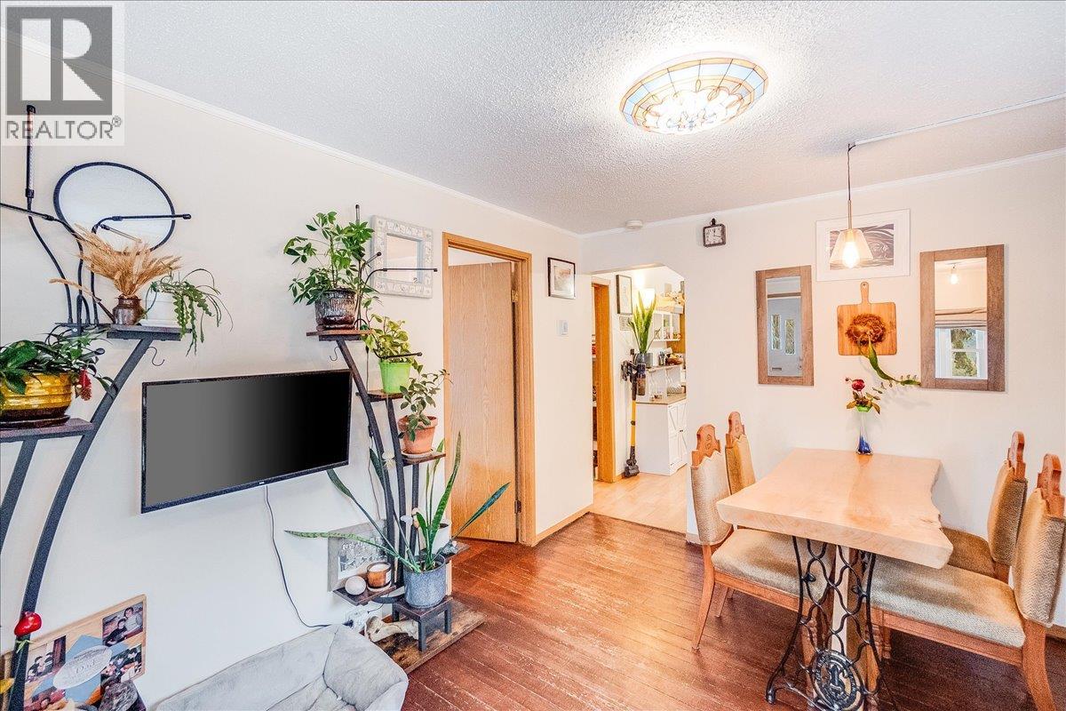 810 Kokanee Avenue, Nelson, British Columbia  V1L 3P6 - Photo 8 - 10372535