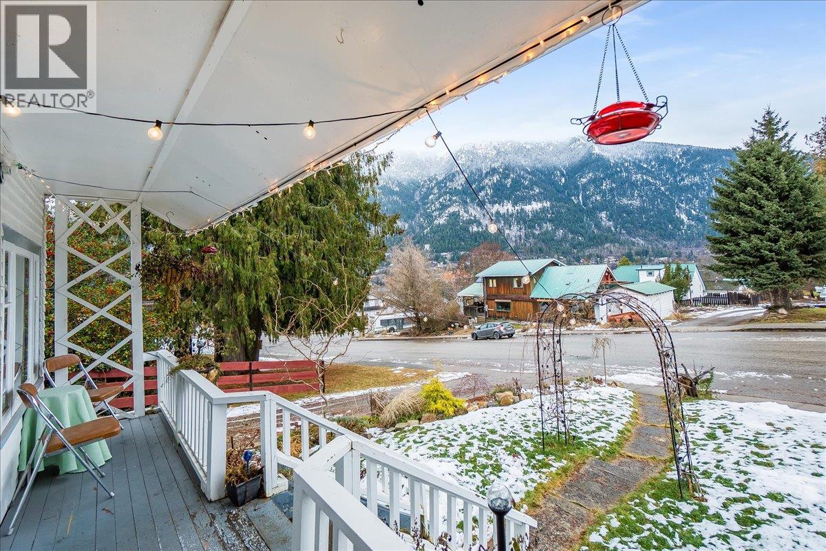 810 Kokanee Avenue, Nelson, British Columbia  V1L 3P6 - Photo 26 - 10372535