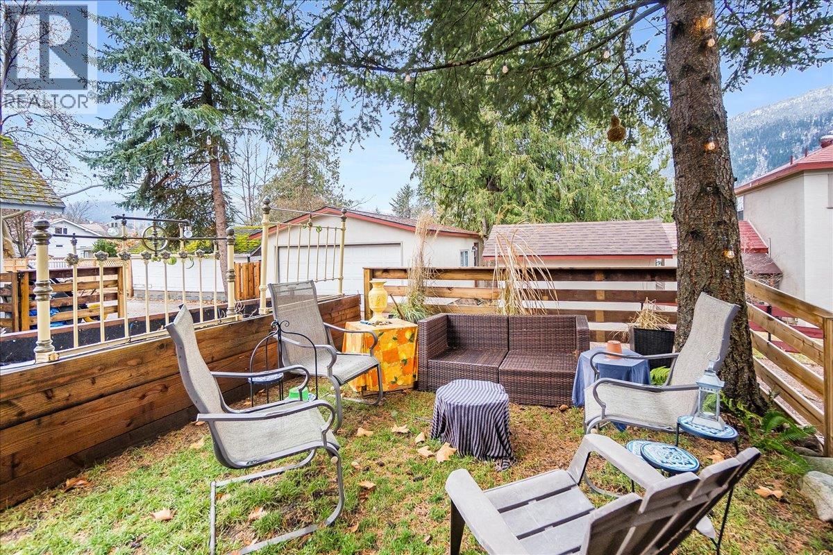 810 Kokanee Avenue, Nelson, British Columbia  V1L 3P6 - Photo 36 - 10372535