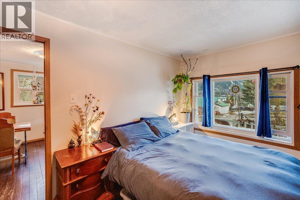 810 Kokanee Avenue, Nelson, British Columbia  V1L 3P6 - Photo 11 - 10372535