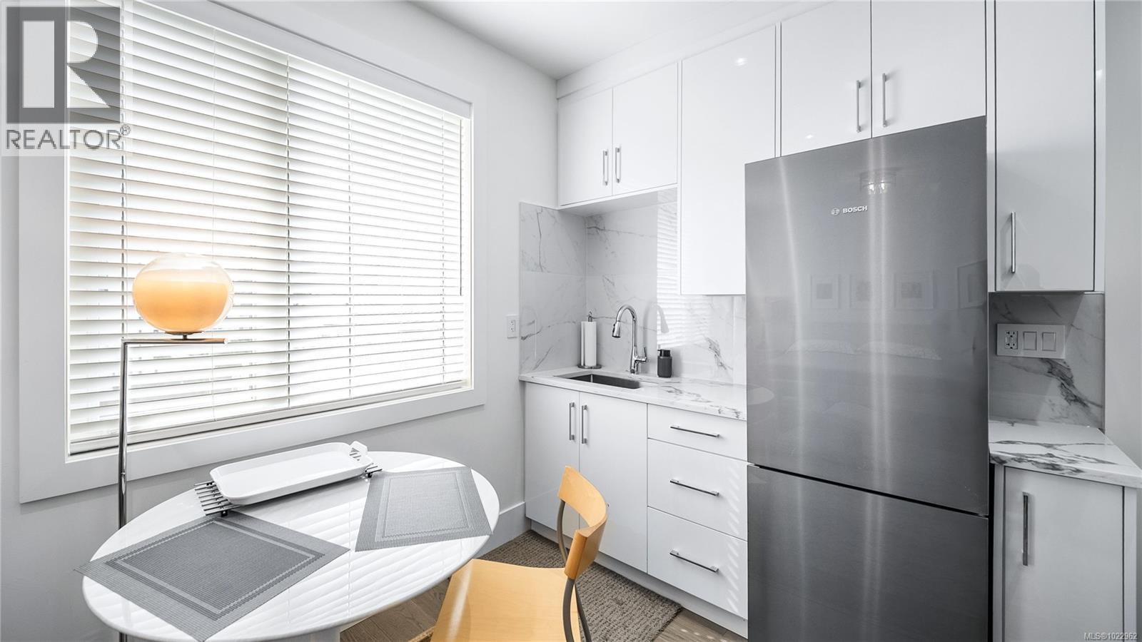 927 Beckwith Ave, Saanich, British Columbia  V8X 3S2 - Photo 36 - 1022962